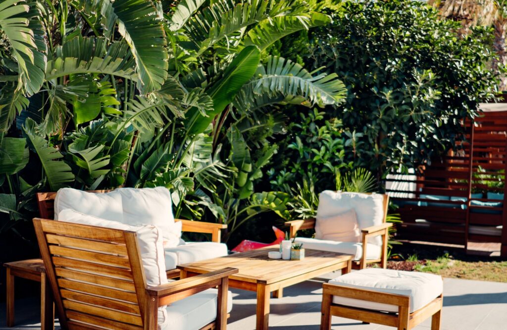 Outdoor Plant Setting Outdoor Plant Setting
